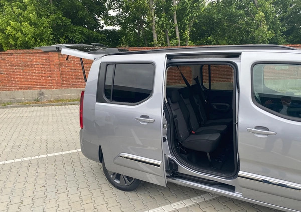 Toyota Proace City Verso cena 154999 przebieg: 15, rok produkcji 2024 z Poznań małe 92